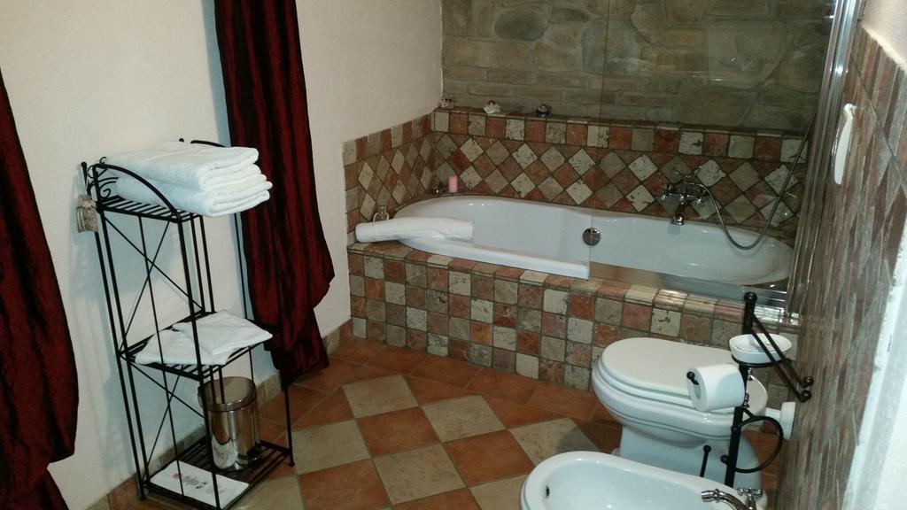 Villa Laura B&B Fossano Quarto foto