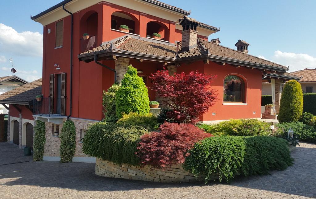 Villa Laura B&B Fossano Exterior foto